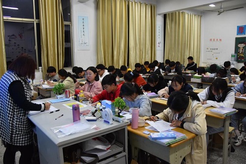 http://www.sqjsxy.com/upload/2020-11/20110415392277.jpg